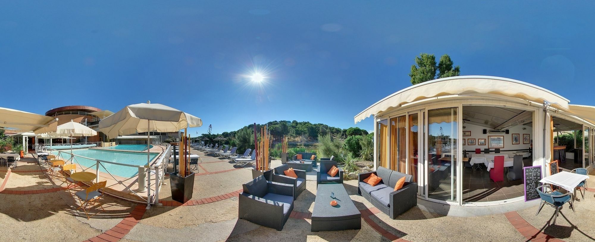 Hotel Le Phoebus Garden & Spa Gruissan Exterior photo